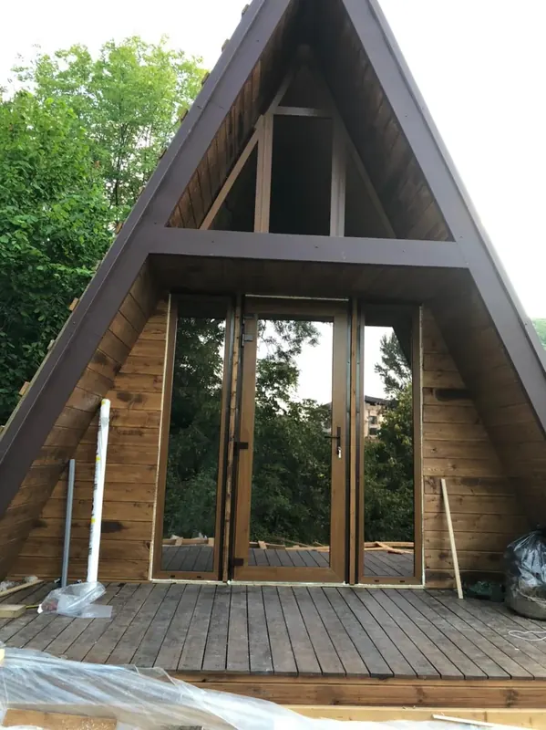 A-frame дом с панорамным остеклением